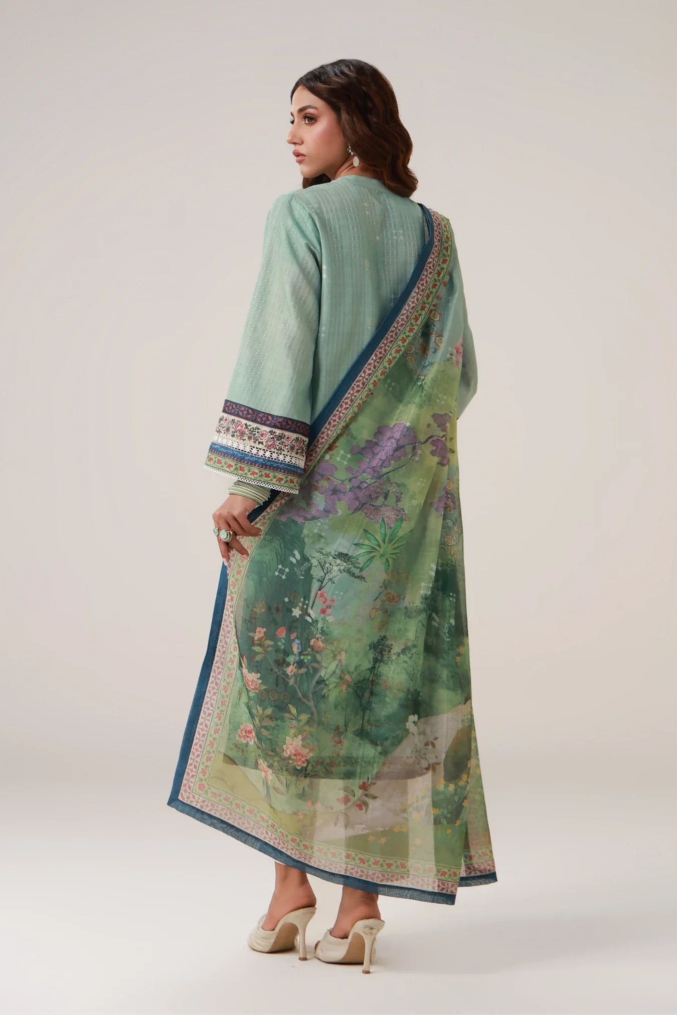 Uroosa 2-Piece Set - Image 4