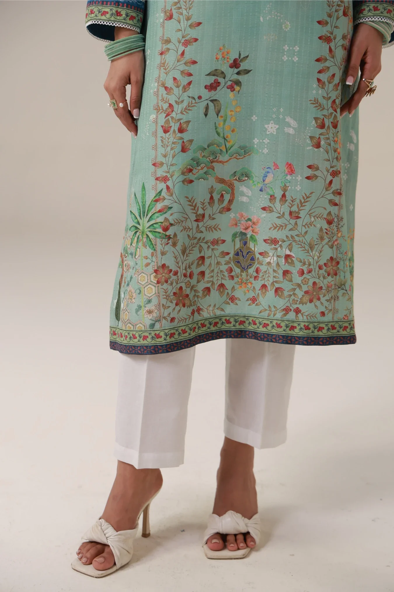 Uroosa 2-Piece Set - Image 7