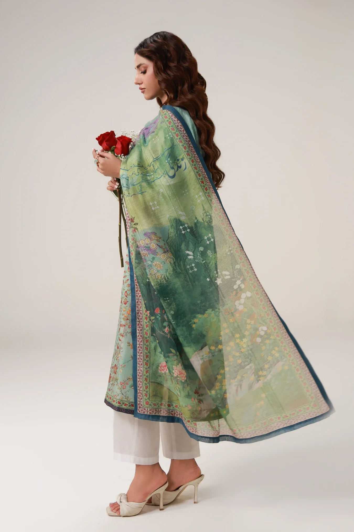 Uroosa 2-Piece Set - Image 8