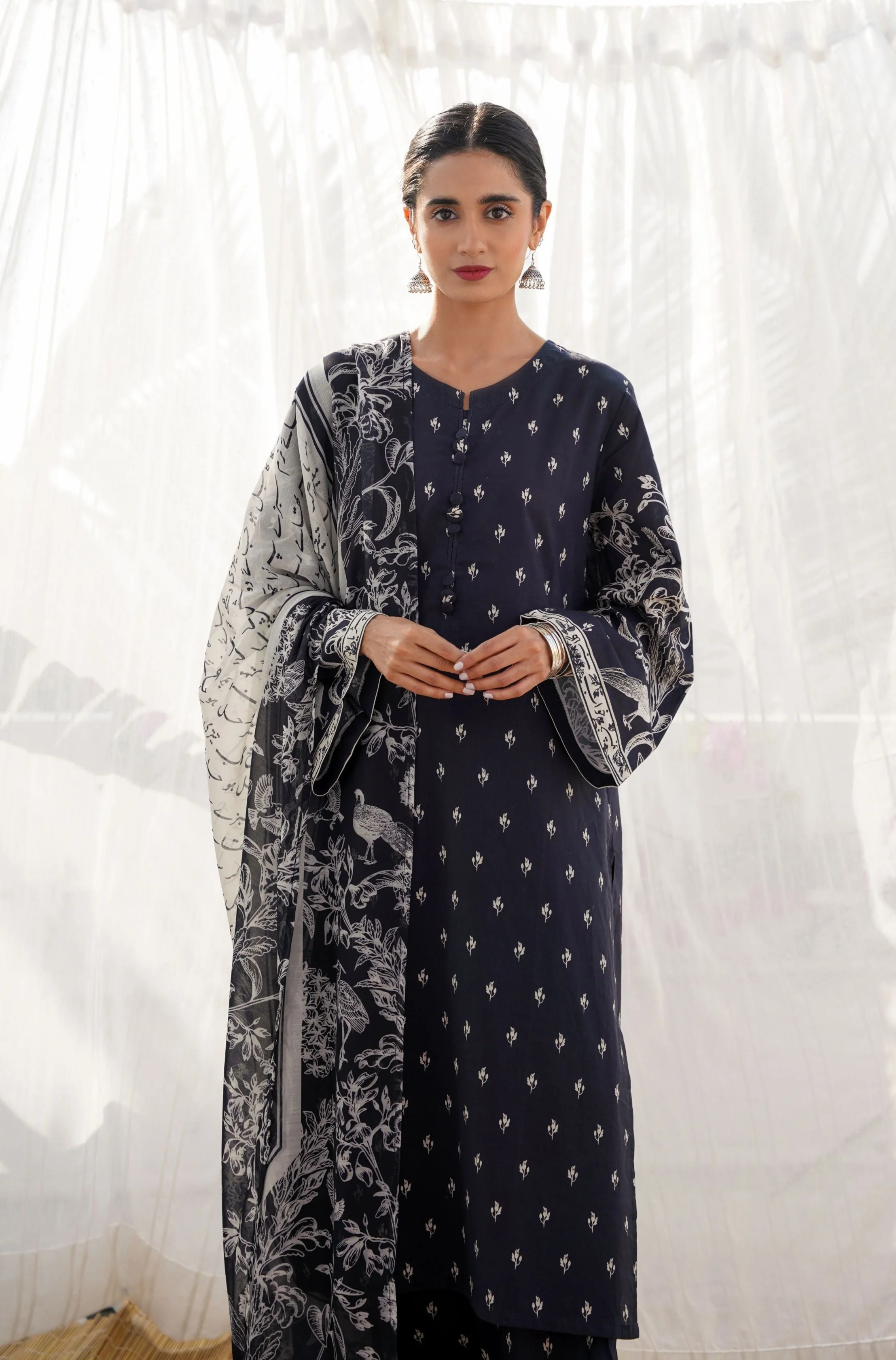 Black - Vasl Dupatta - Image 3