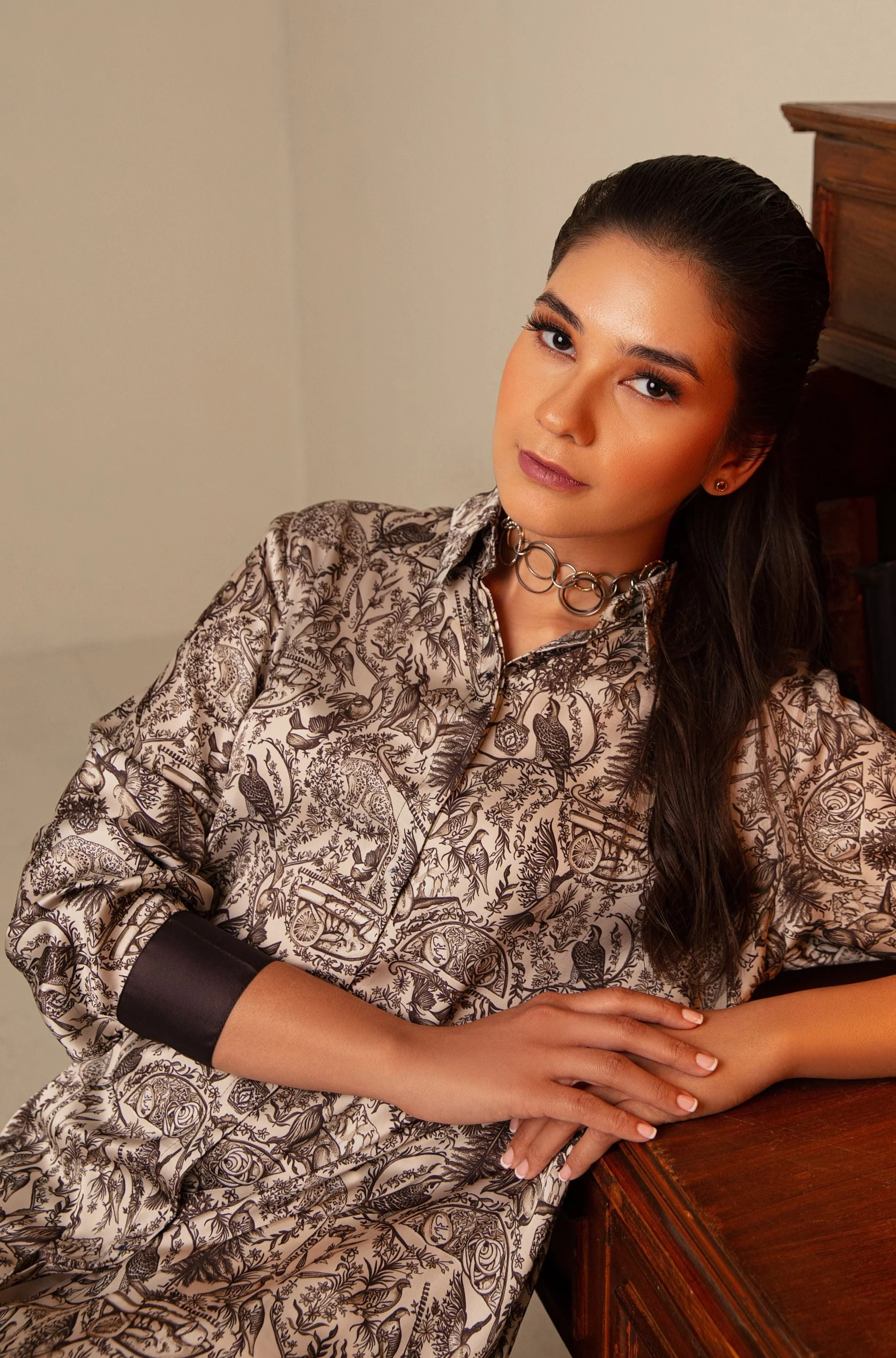 Virsa Silk Long Shirt - Beige - Image 4
