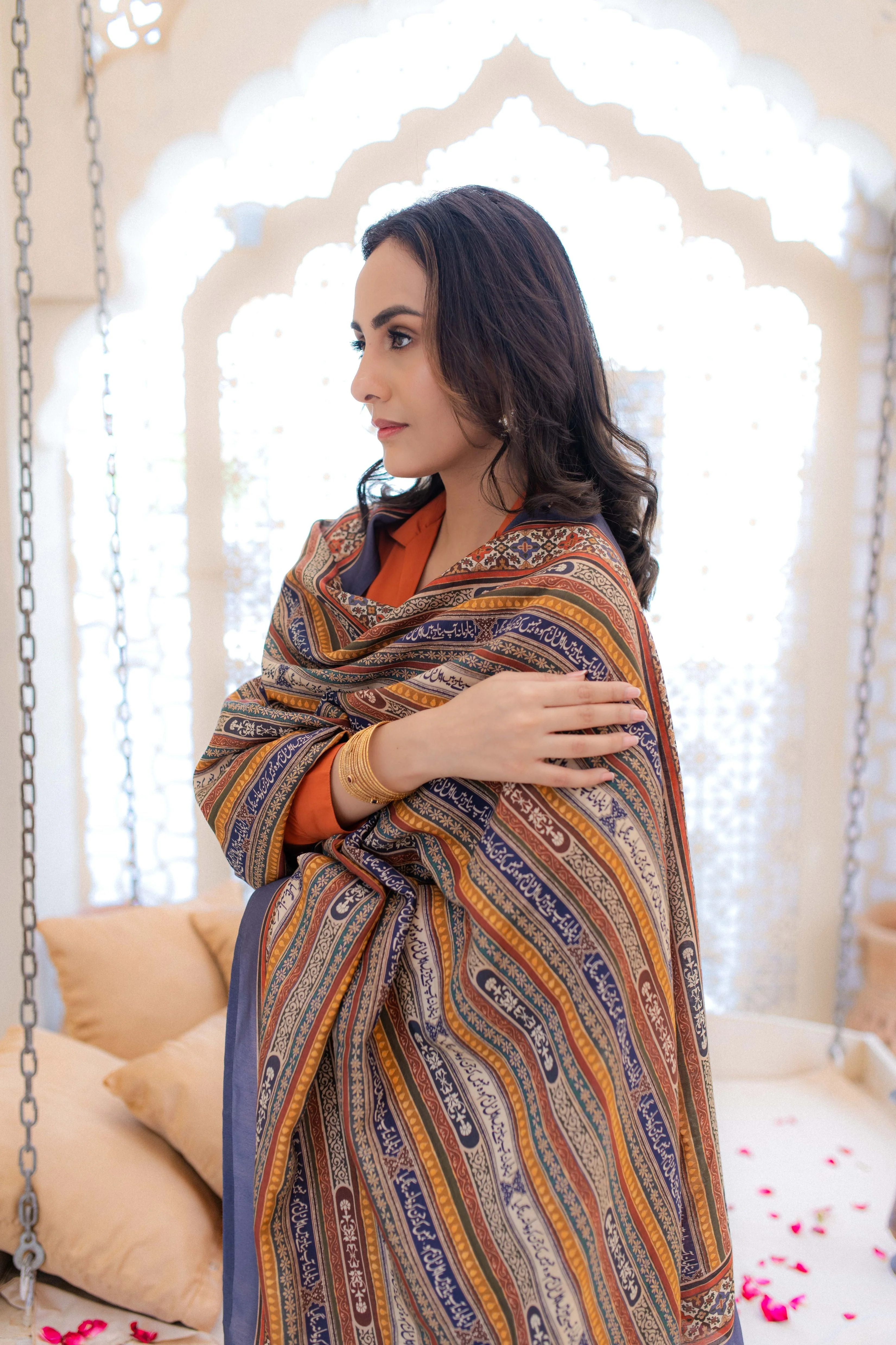 Zamana Odhni - Mustard & Indigo - Image 3