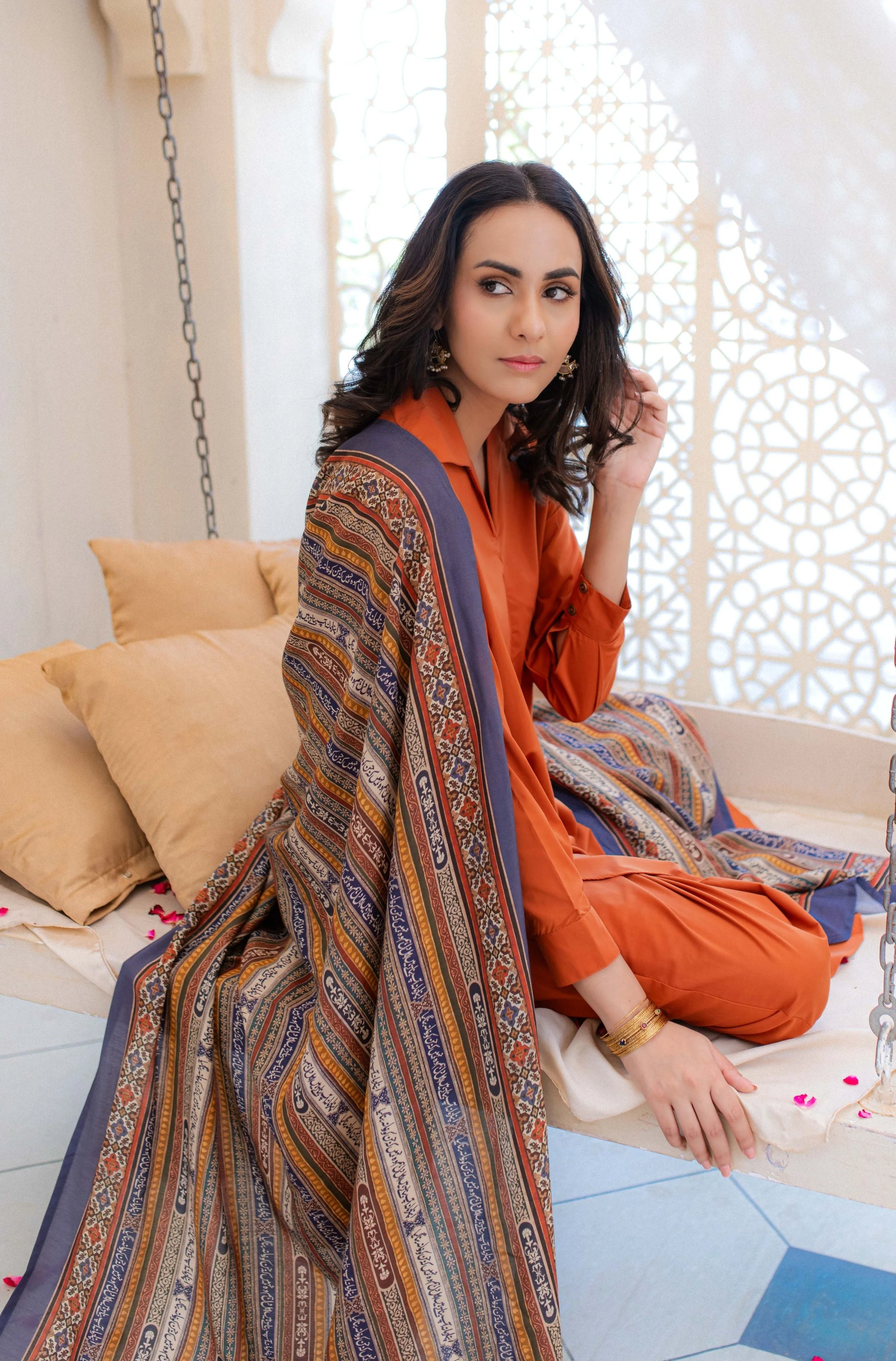 Zamana Odhni - Mustard & Indigo - Image 4